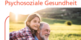 Kind umarmt älteren Mann herzlich