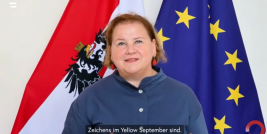 Bundesministerin Korinna Schumann