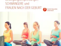 © Syda Productions / stock.adobe.com; Schwangere Frauen sitzen am Boden mit Hände am Bauch