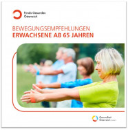 Altäre Personen bei Gymnastikübungen im Freien