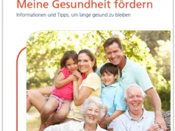 Foto einer Familie - Titelblatt der Broschüre „Meine Gesundheit fördern“ in leichter Sprache