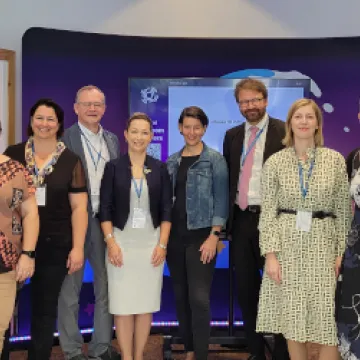 Gruppenfoto der Teilnehmer:innen