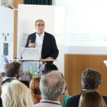 © Gesundheit Österreich GmbH Bundesminister Rauch bei der Eröffnungrede