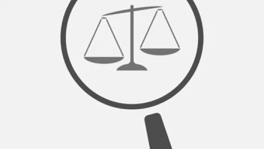 Eine nicht ausblancierte Waage als Sinnbild für Ungleichheit