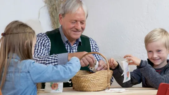 Alt und Jung am Bauernhof