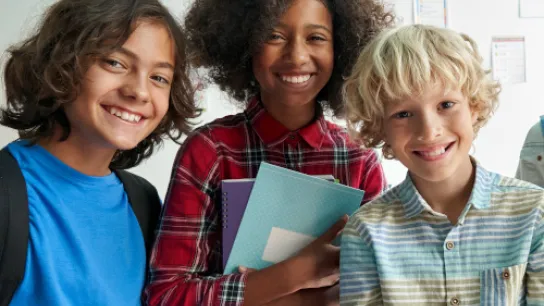 Der fröhliche Schulkinder