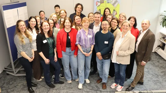 Gruppenfoto der Teilnehmer:innen am Vernetzungstreffen